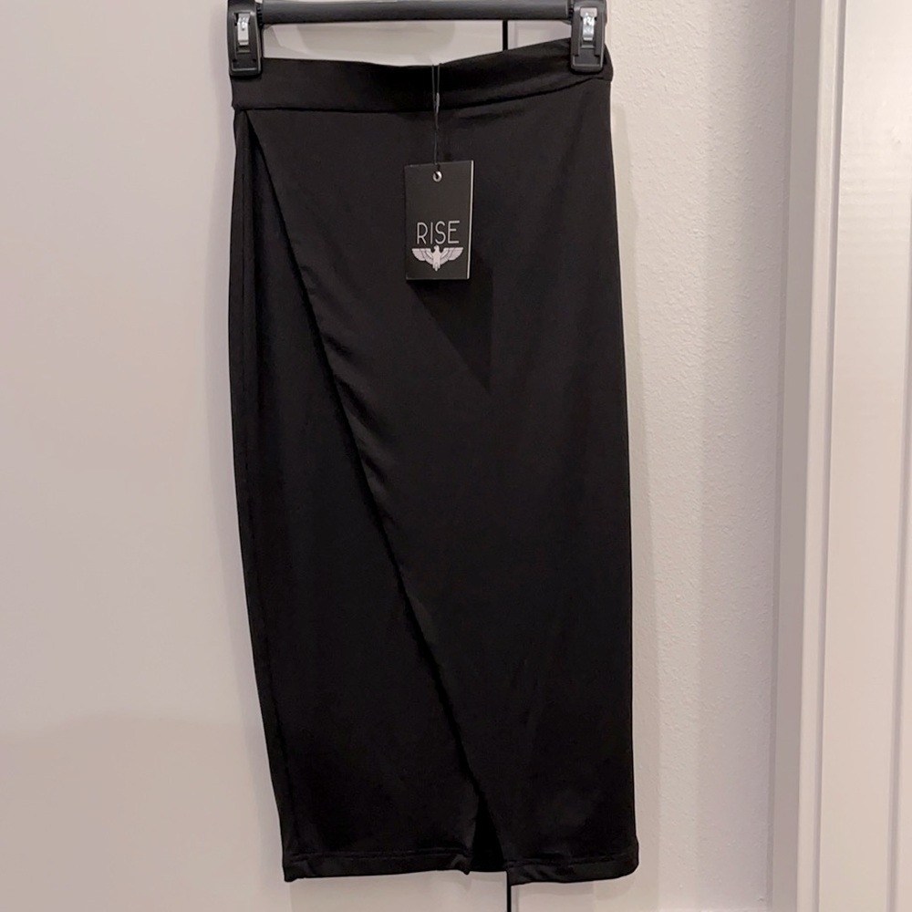 Front Split RISE midi Skirt - Picture 2 of 6